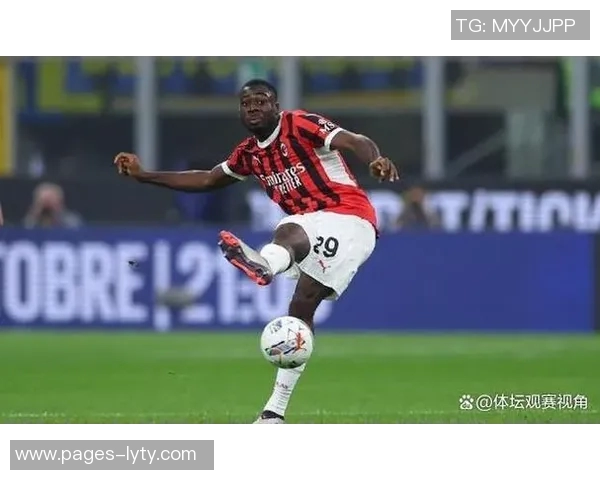 福法纳拒绝加拉塔萨雷加盟邀约多次沟通未获积极回应