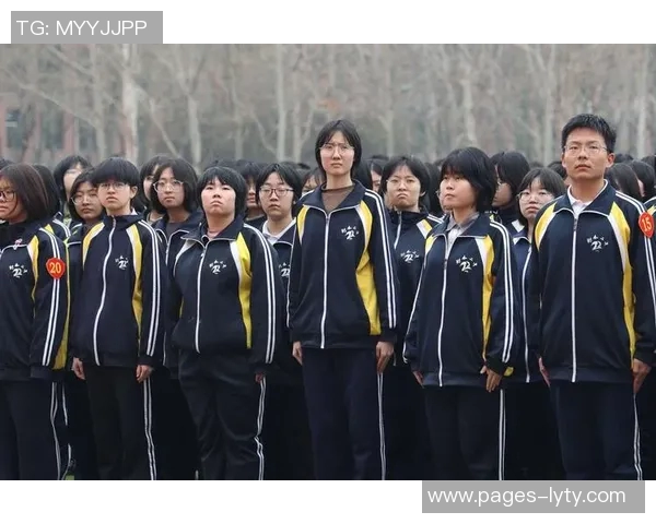 唐佳丽分享2025年心路历程展望2026年稳步前行的决心与信念 唐佳丽分享2025年心路历程展望2026年稳步前行的决心与信念